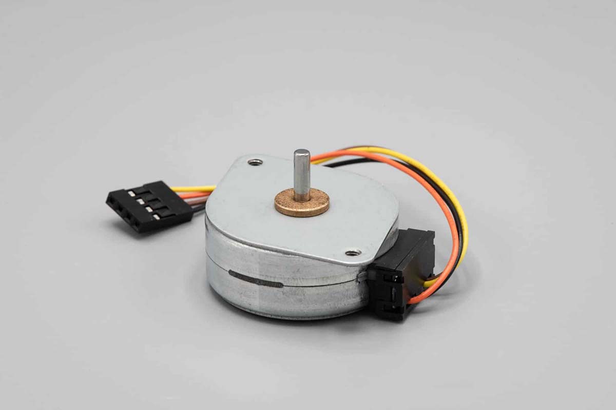 12V DC PM Stepper Motor