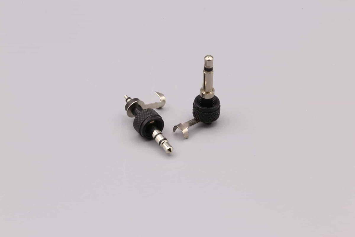 Mono and Stereo Connector with Captured Nut