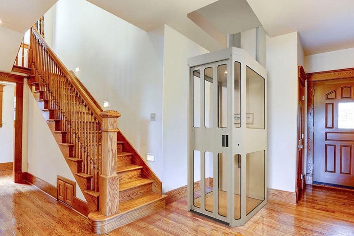 residential-chair-lift-elevator